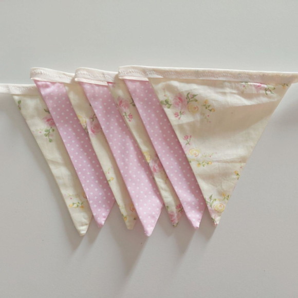 Bandeirinhas de Tecido Liberty Amarelo e Poá Rosa e Branco - Imagem 2
