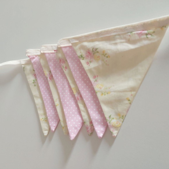 Bandeirinhas de Tecido Liberty Amarelo e Poá Rosa e Branco - Imagem 3
