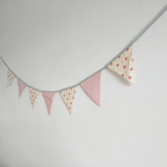 Bandeirinhas em Tecido Decoracao Mia - Imagem 3