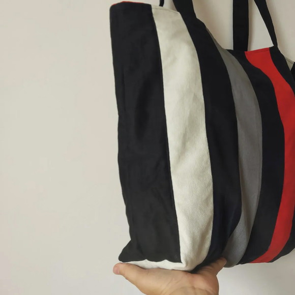 Bolsa Tote Bag Grande Listrada Colorida de Ombro Casual - Imagem 4