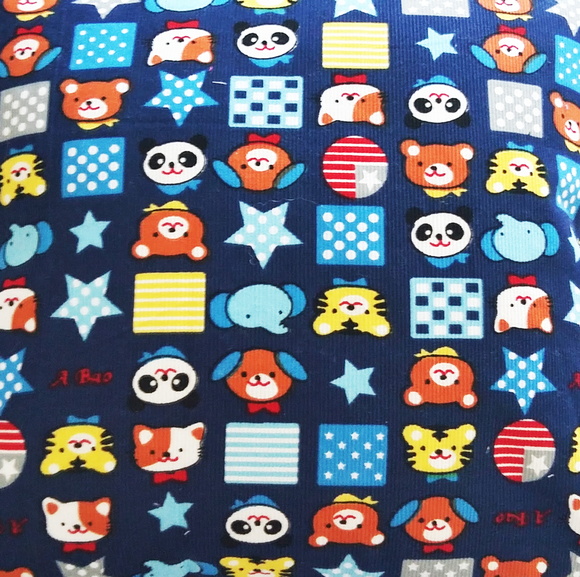 Capa de Almofada Infantil azul marinho Bichinhos - Imagem 3
