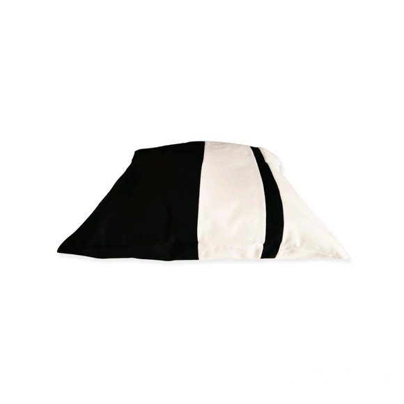 Capa de Almofada Preta Branca Faixas 45 x 45 - Imagem 3