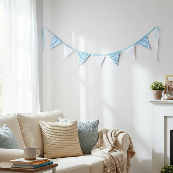Varal de Bandeirolas em Tecido Chevron Azul e Branco - Imagem 3