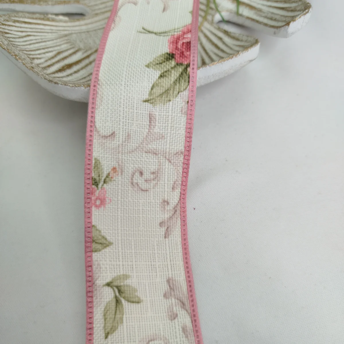 Fita de Linho Marfim Estampa Flores Rosa Antigo - Artesanato e Costura Criativa - Imagem 7