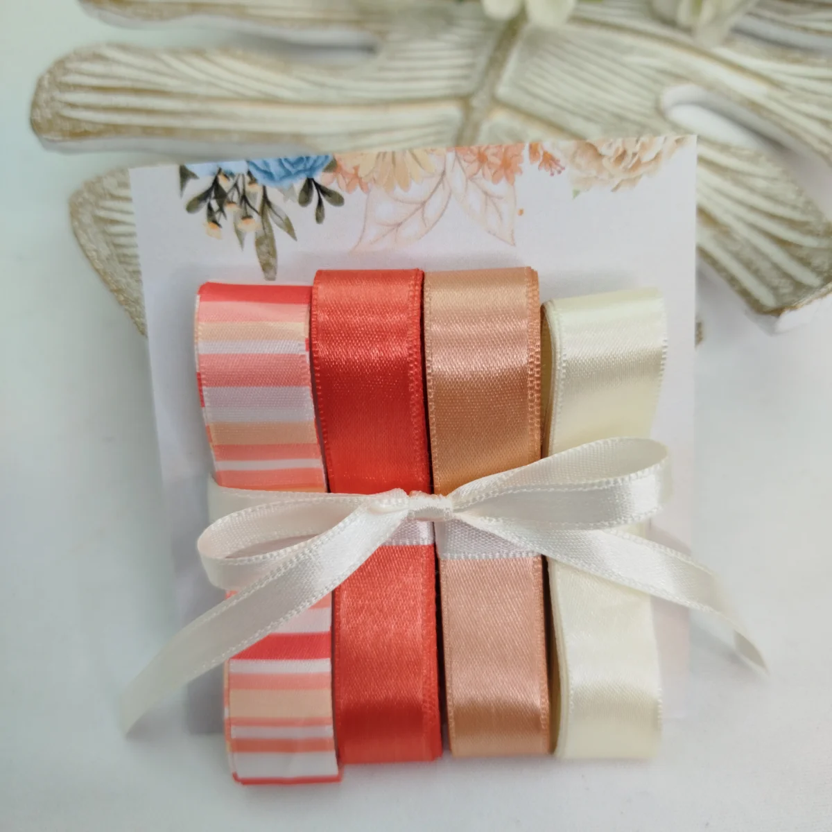 Kit de Fitas de Cetim Tons Coral, Chocolate, Marfim Coordenados com Listrada - Imagem 5