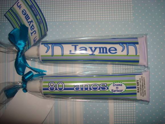 bisnaga de creme de barbear