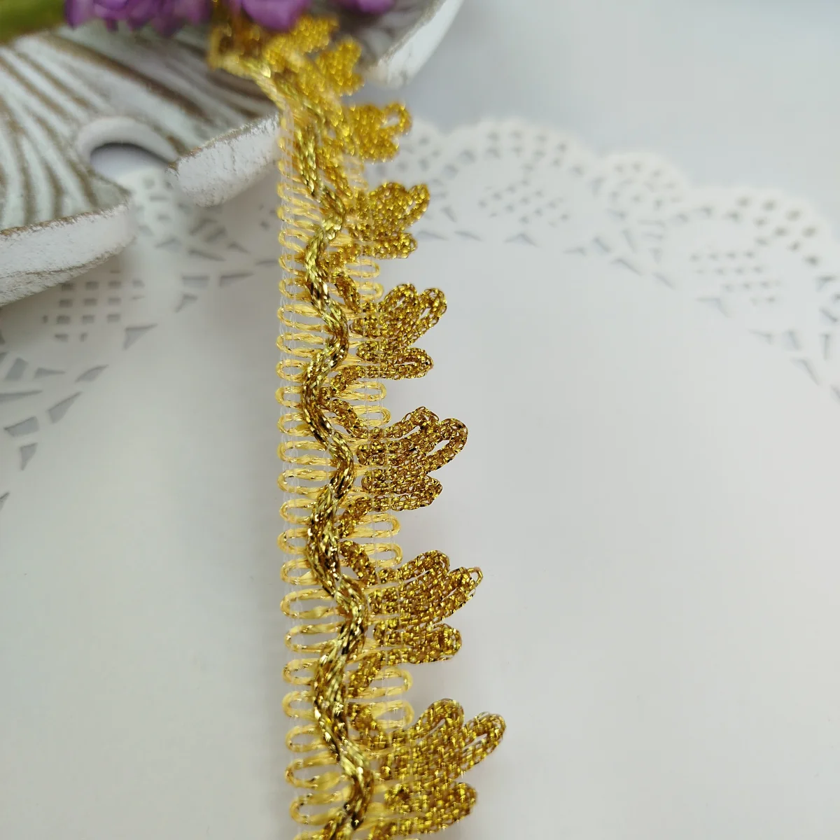 Galão Dourado para Customização, Artesanato Criativo e Decoração - Venda a metro - Imagem 4