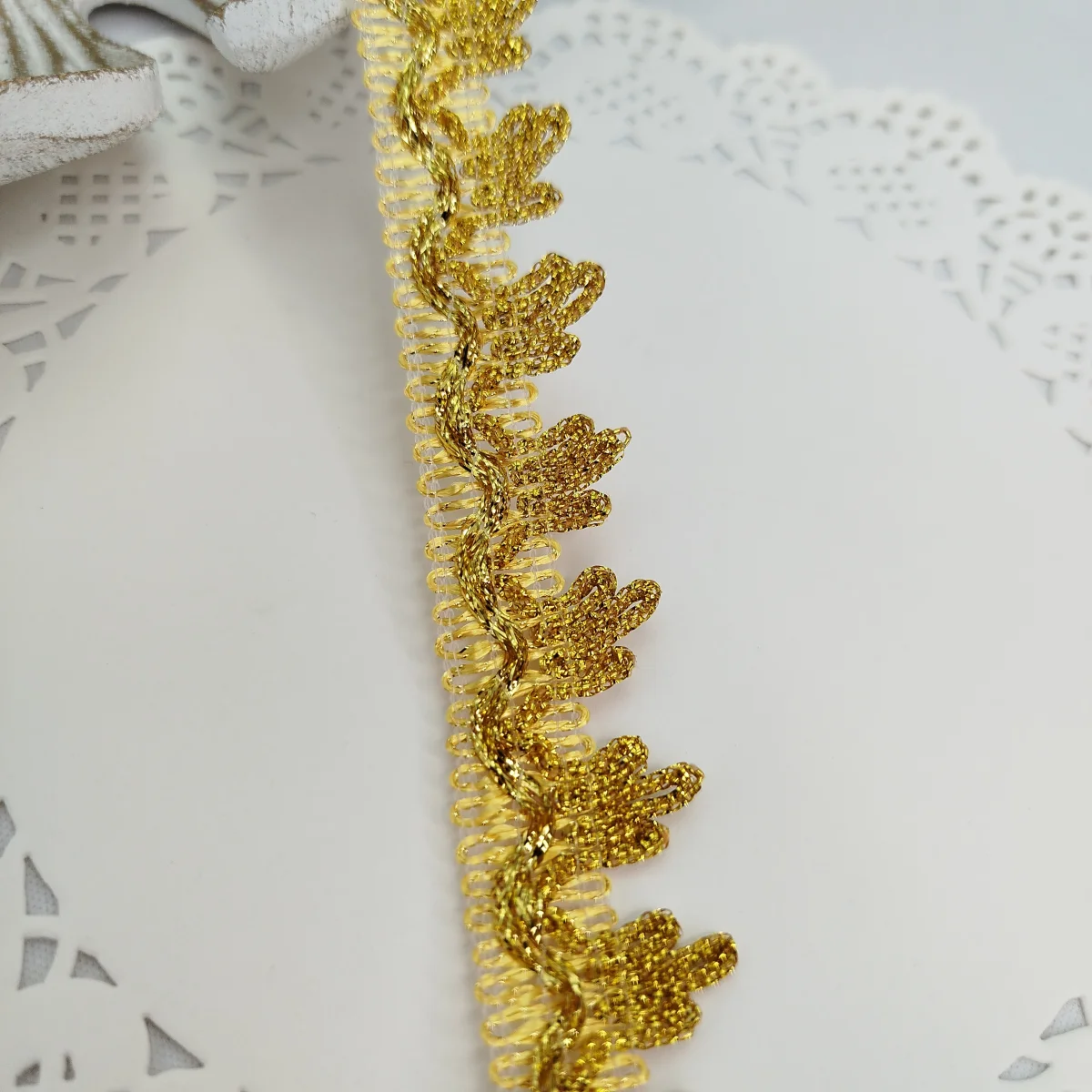 Galão Dourado para Customização, Artesanato Criativo e Decoração - Venda a metro - Imagem 5