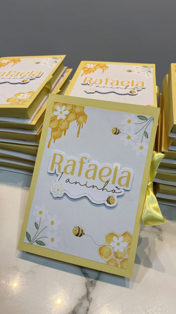 Convite Caixa Pirulito Personalizado Abelhinha - Imagem 1