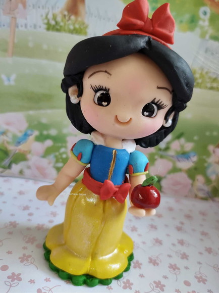 Branca de Neve Lembrancinhas em Biscuit - Imagem 2