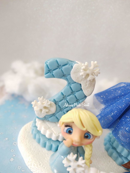 Topo de Bolo em Biscuit Tema Frozen - Imagem 3