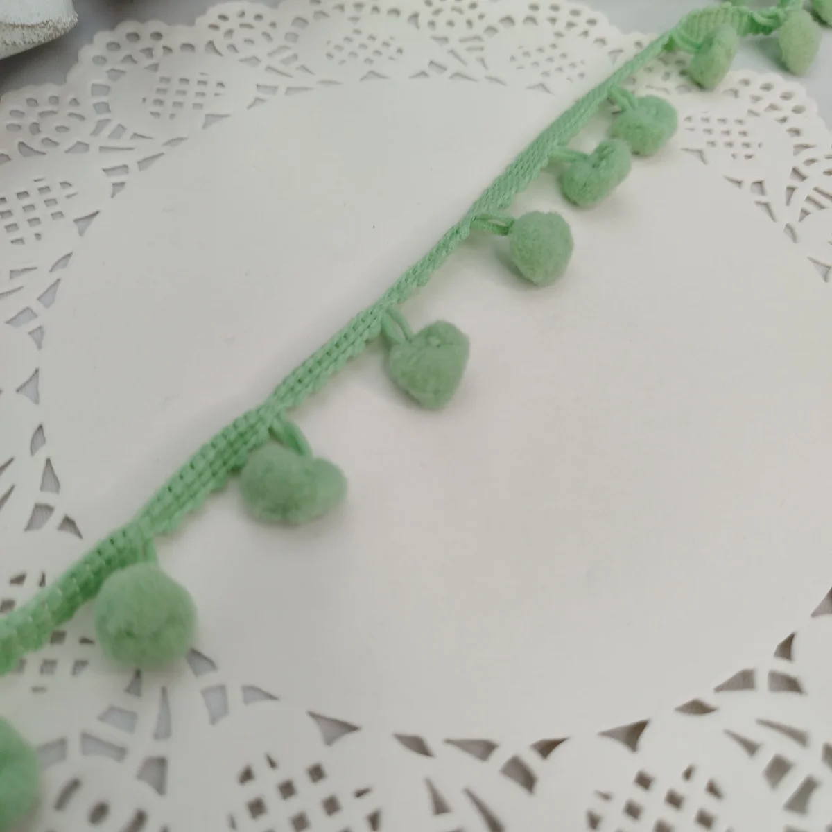 Fita Pompom Verde 25 mm - Lote de 3 metros | Artesanato Criativo e Decoração - Imagem 2