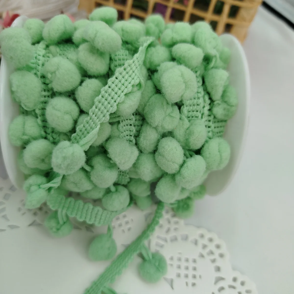 Fita Pompom Verde 25 mm - Lote de 3 metros | Artesanato Criativo e Decoração - Imagem 4