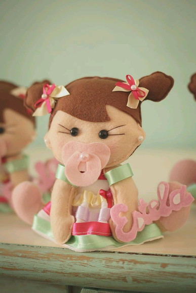 Boneca em feltro - Imagem 4