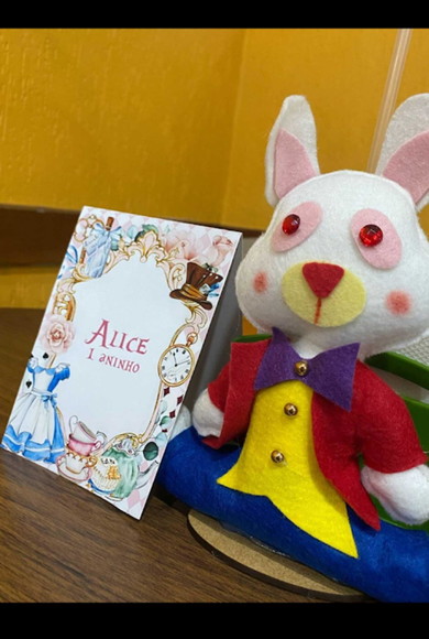 Centro de Mesa Alice no País das Maravilhas - Imagem 4