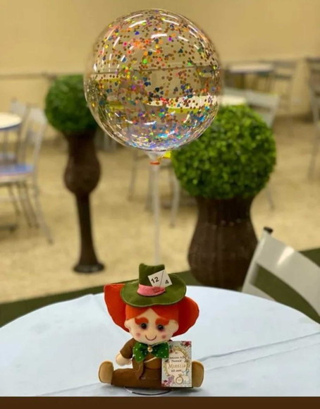 Centro de Mesa Alice no País das Maravilhas - Imagem 5