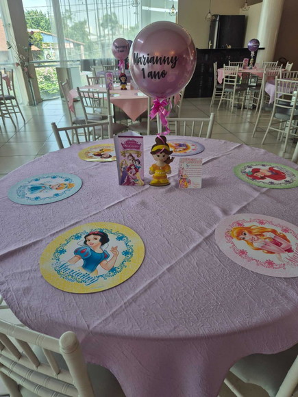 Centro de Mesa Princesas - Imagem 3