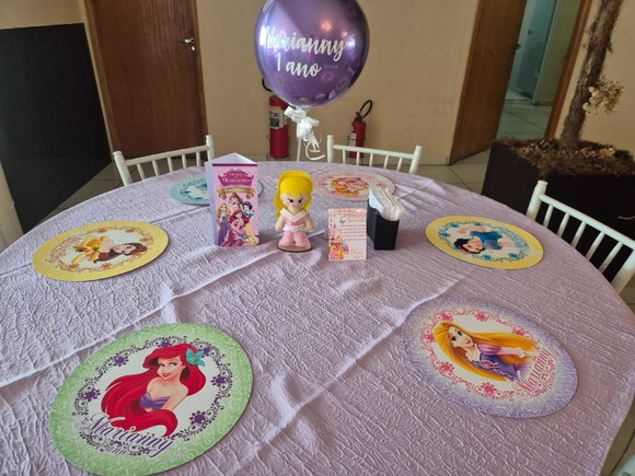 Centro de Mesa Princesas