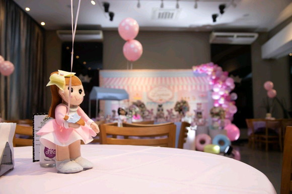 Confeiteira em feltro - Imagem 2