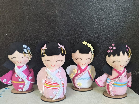 Kokeshi em Feltro