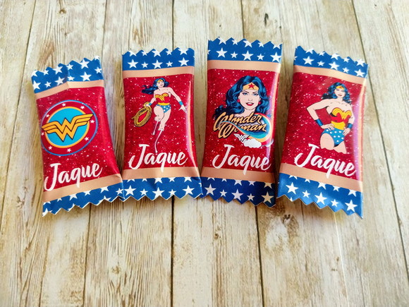 Balinha Personalizada Mulher Maravilha (100 balinhas)