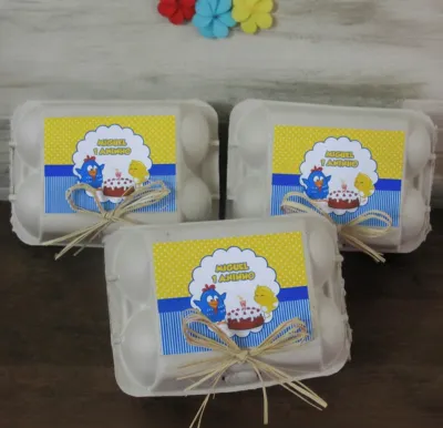 Caixinha de Ovos Galinha Pintadinha