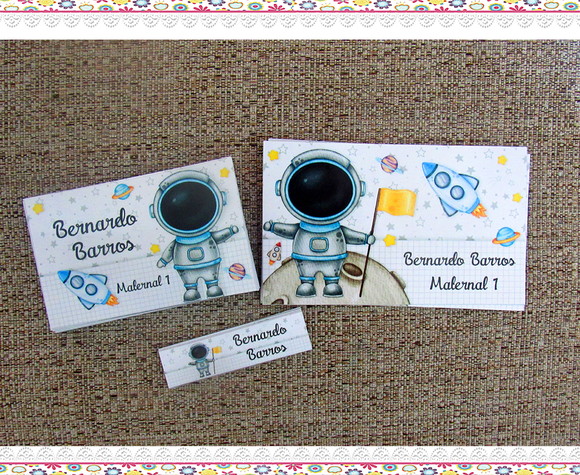Etiquetas Escolares Personalizadas Astronauta - Imagem 1