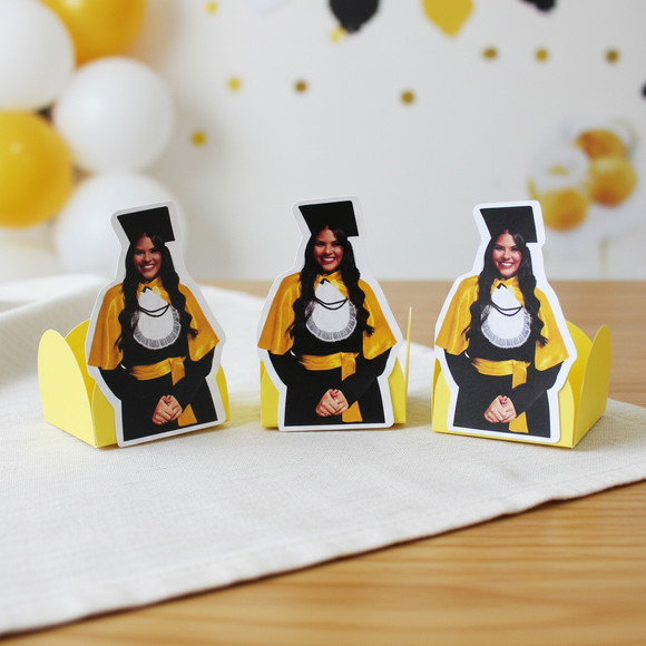 Forminha para Docinhos Carinha de Festa Formatura - Imagem 2