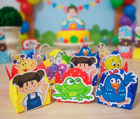 Forminha para Docinhos Galinha Pintadinha (50 unidades)