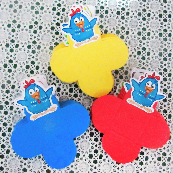 Forminha para Docinhos Galinha Pintadinha  (50 unidades)