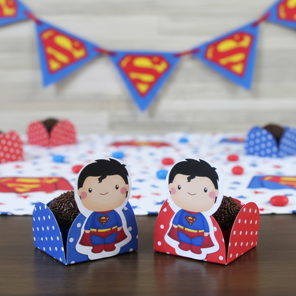 Forminha para Docinhos Super Homem ( 50 unidades)