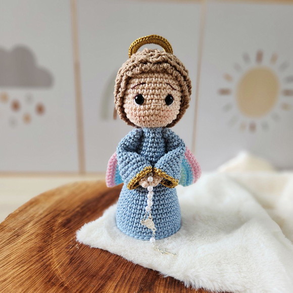 Anjinho da Guarda Arco-íris de Crochê Amigurumi - Imagem 4
