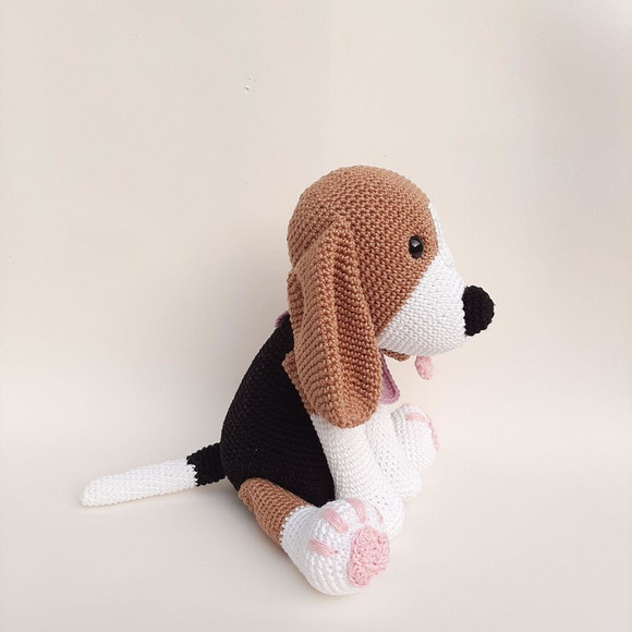 Beagle Cãozinho de Crochê Amigurumi - Imagem 3