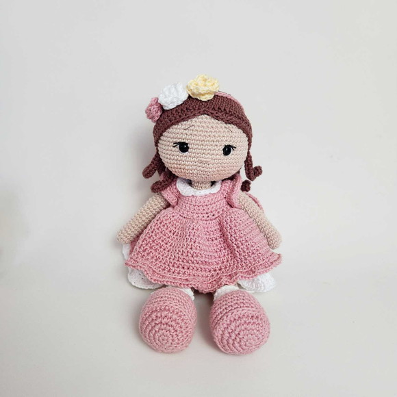 Boneca de Crochê Amigurumi - Imagem 2