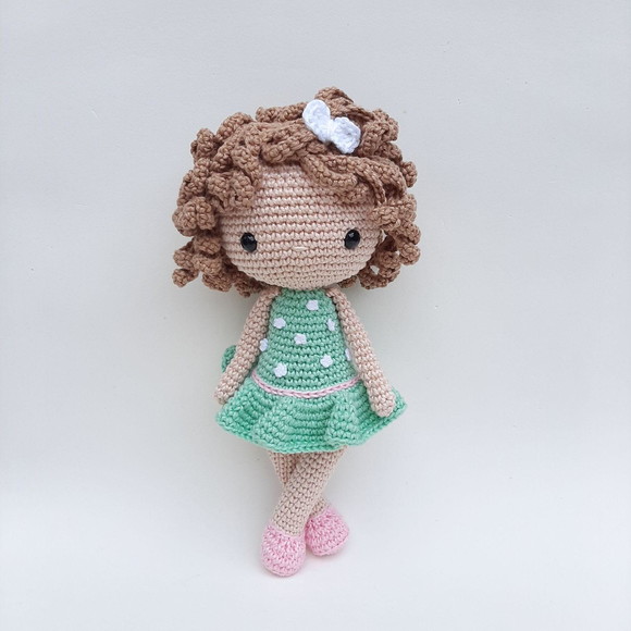 Boneca de Crochê Amigurumi - Imagem 2
