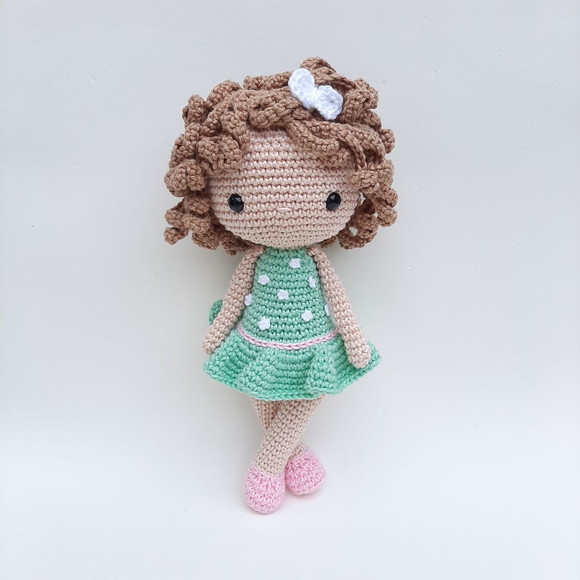 Boneca de Crochê Amigurumi
