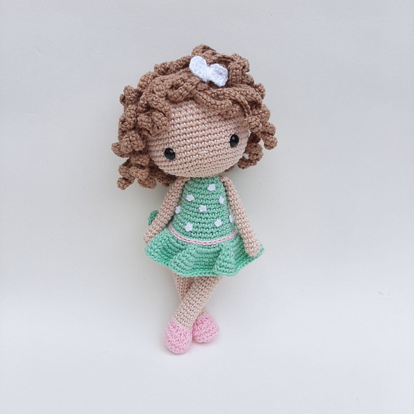 Boneca de Crochê Amigurumi - Imagem 3