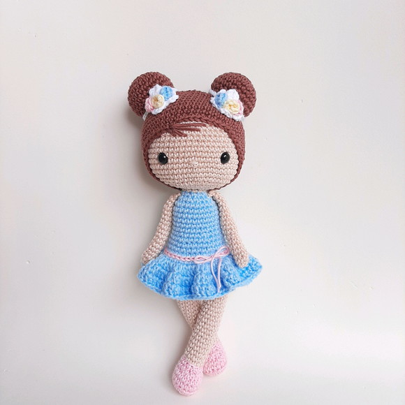 Boneca de Crochê Amigurumi - Imagem 4