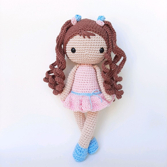Boneca de Crochê Amigurumi - Imagem 4