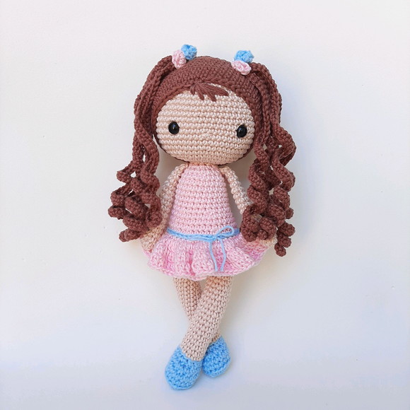 Boneca de Crochê Amigurumi