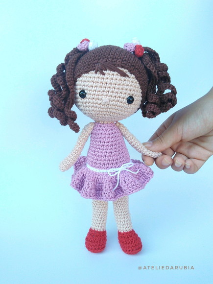 Boneca de Crochê Amigurumi- unidade - Imagem 2