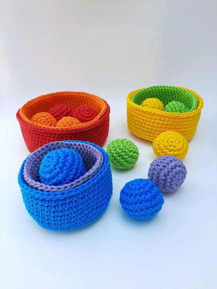 Cestos de Atividades Montessori em Crochê com 12 Bolinhas - Imagem 2