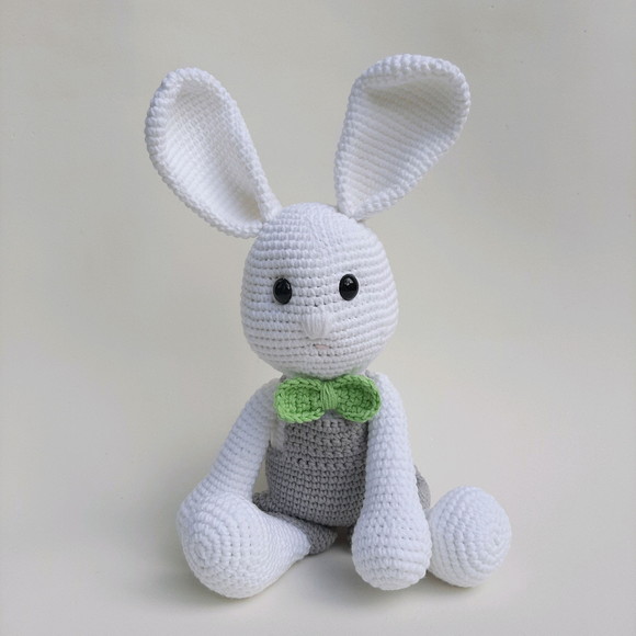Coelhinho de crochê Amigurumi - Imagem 3