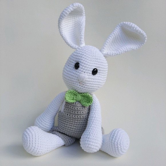 Coelhinho de crochê Amigurumi