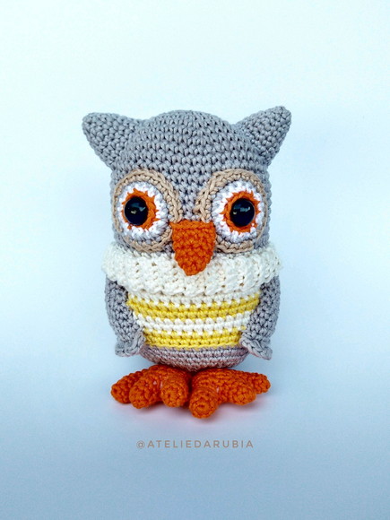Coruja Amigurumi crochê