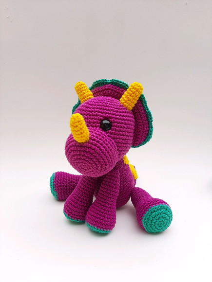 Dinossauro de crochê Amigurumi - Imagem 4