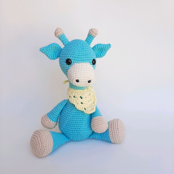Girafinha Amigurumi de Crochê - Imagem 2