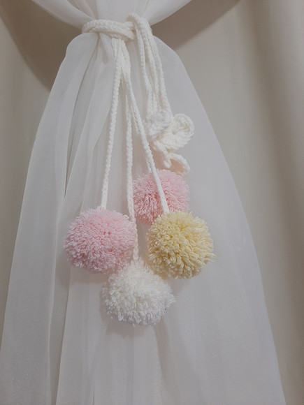 Kit Prendedor de cortina Pompom Crochê - Imagem 2