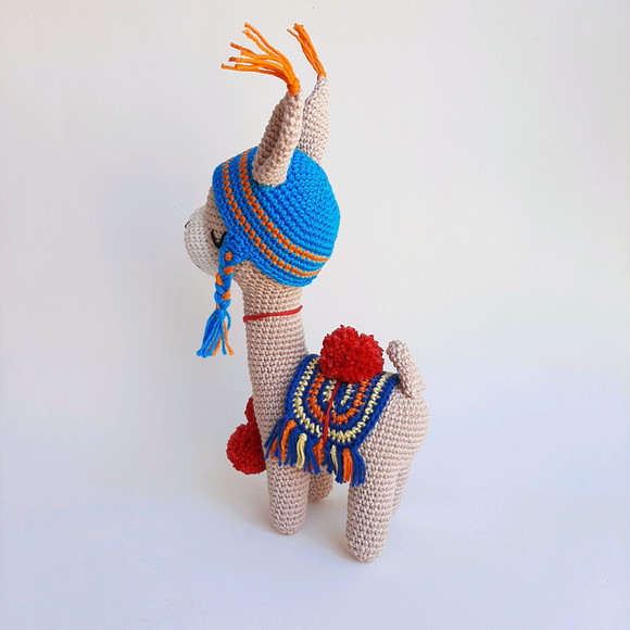 Lhama de crochê Amigurumi - Imagem 2