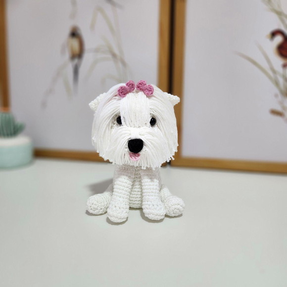 Mini Maltês Cãozinho de Crochê Amigurumi - Imagem 3